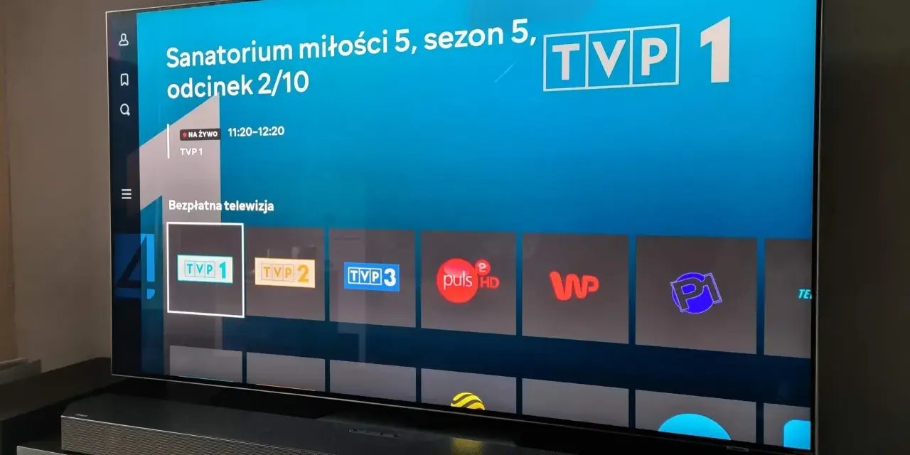 Na ekranie telewizora "Sanatorium miłości 5", odcinek 2/10. Widzę, że tv za free naprawdę działa, bo dostępne są kanały takie jak TVP1, TVP2, TVP3 i inne.