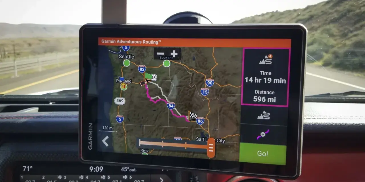 Najlepsza nawigacja dla ciężarówek na telefon: Garmin pokazuje trasę z Portland do Salt Lake City, 596 mil, 14h 19min.