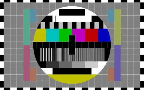 Testowy obrazek telewizyjny. W bloku można odbierać darmowa telewizja naziemna.