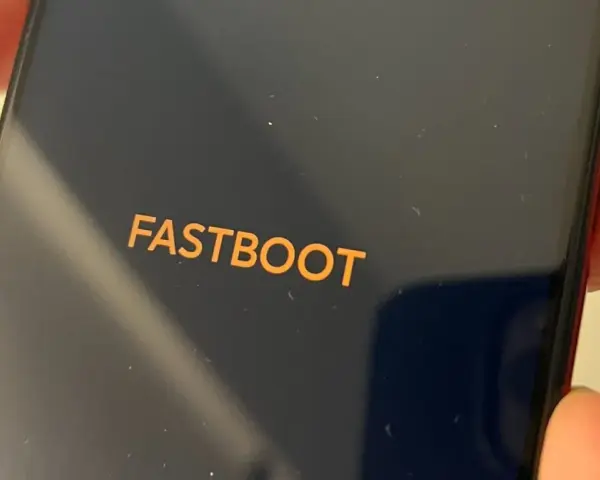 Telefon w trybie FASTBOOT, nie mogę wyłączyć. Pomocy!