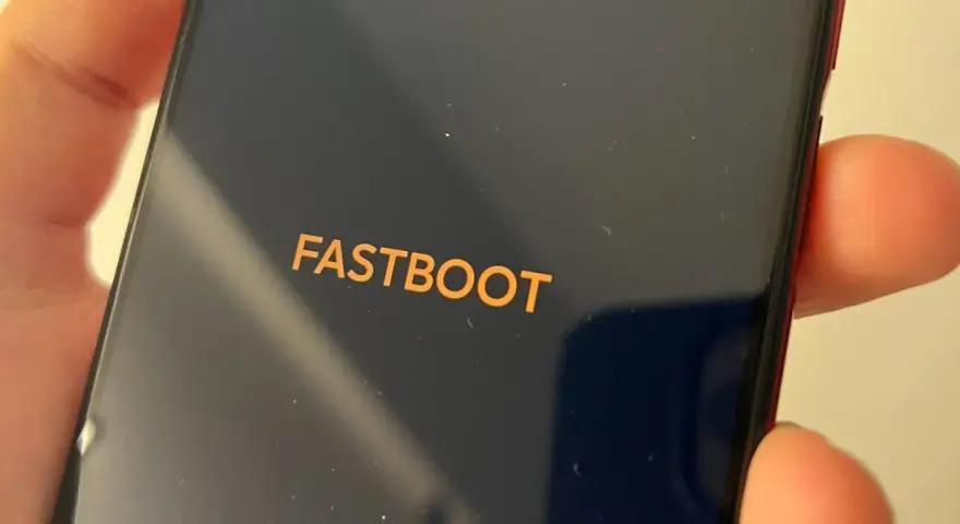 Telefon w trybie FASTBOOT, nie mogę wyłączyć. Pomocy!